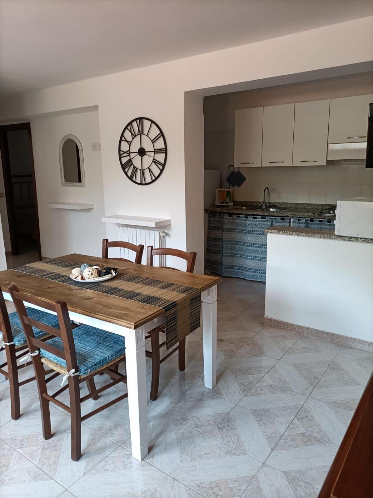 La Casa Al Sole Villa Marina di Sorso Værelse billede